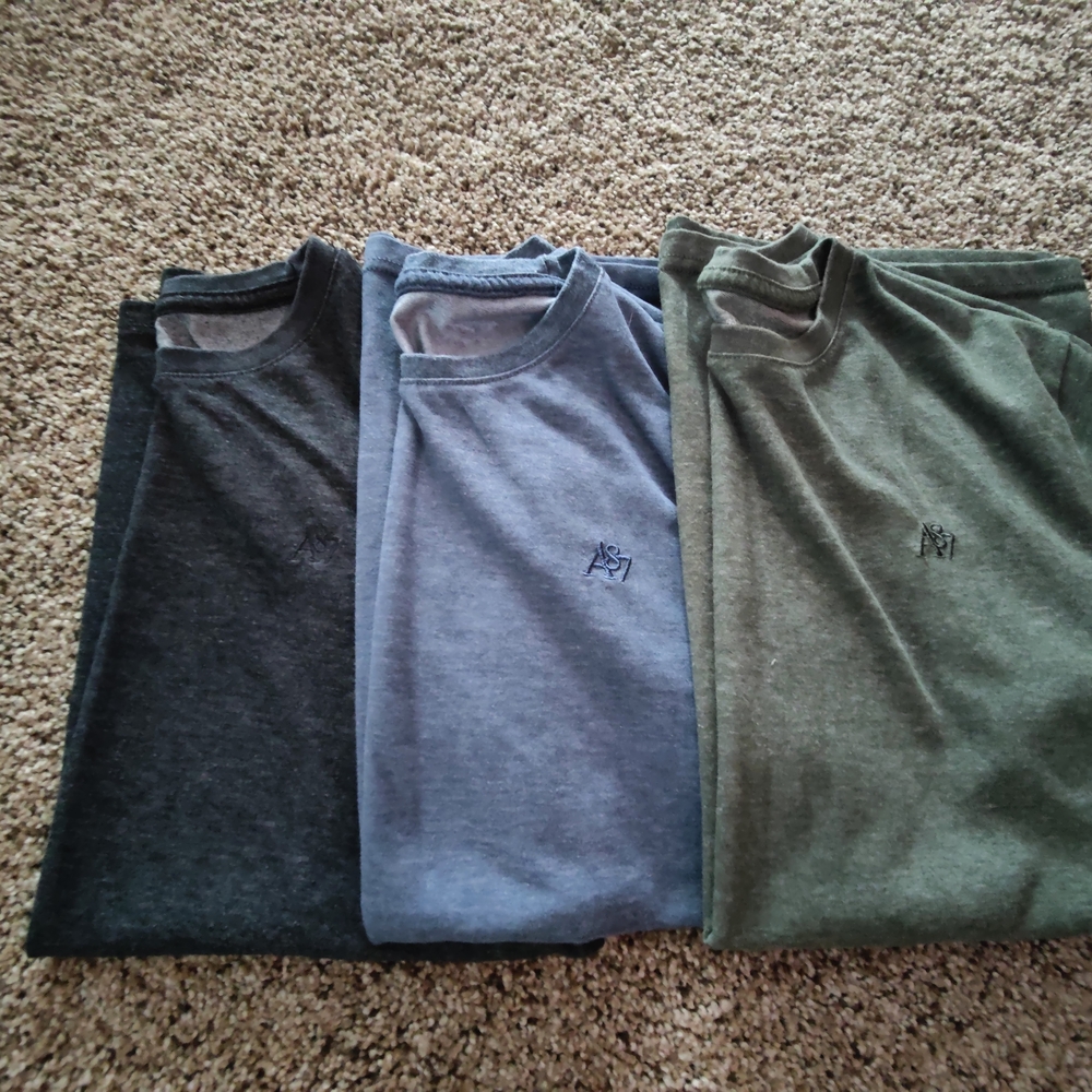 Aeropostale Short Sleeve Tees - Black, Blue, Green